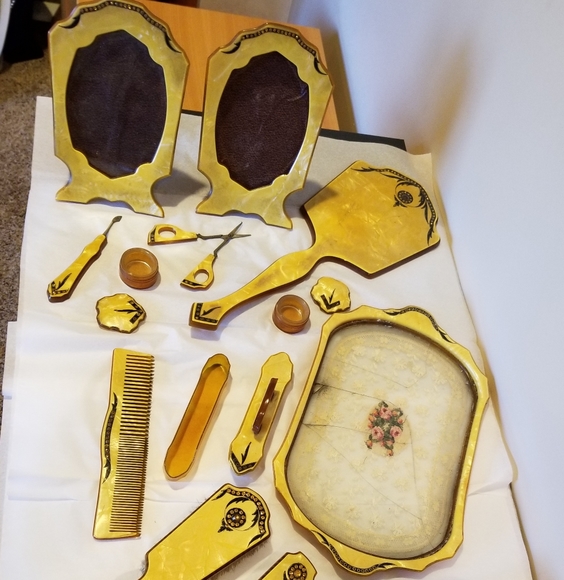 14 pc. Art Nouveau Bakelite & Celluloid Vanity Set - Picture 3 of 8